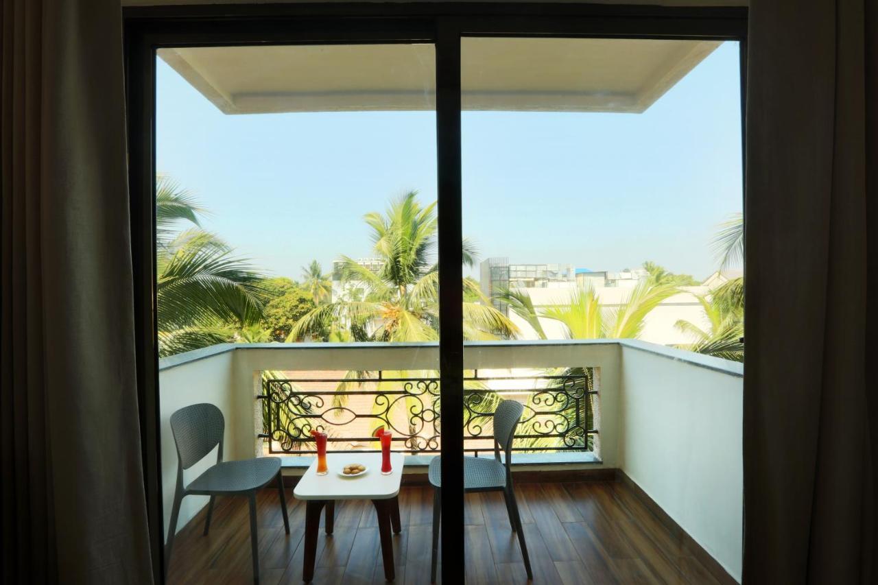 Resort The Lohias, Goa Кандолим Екстериор снимка