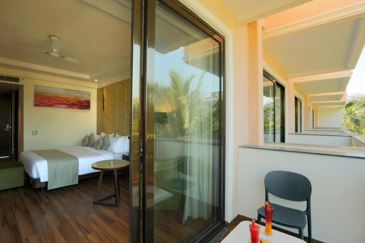 Resort The Lohias, Goa Кандолим Екстериор снимка