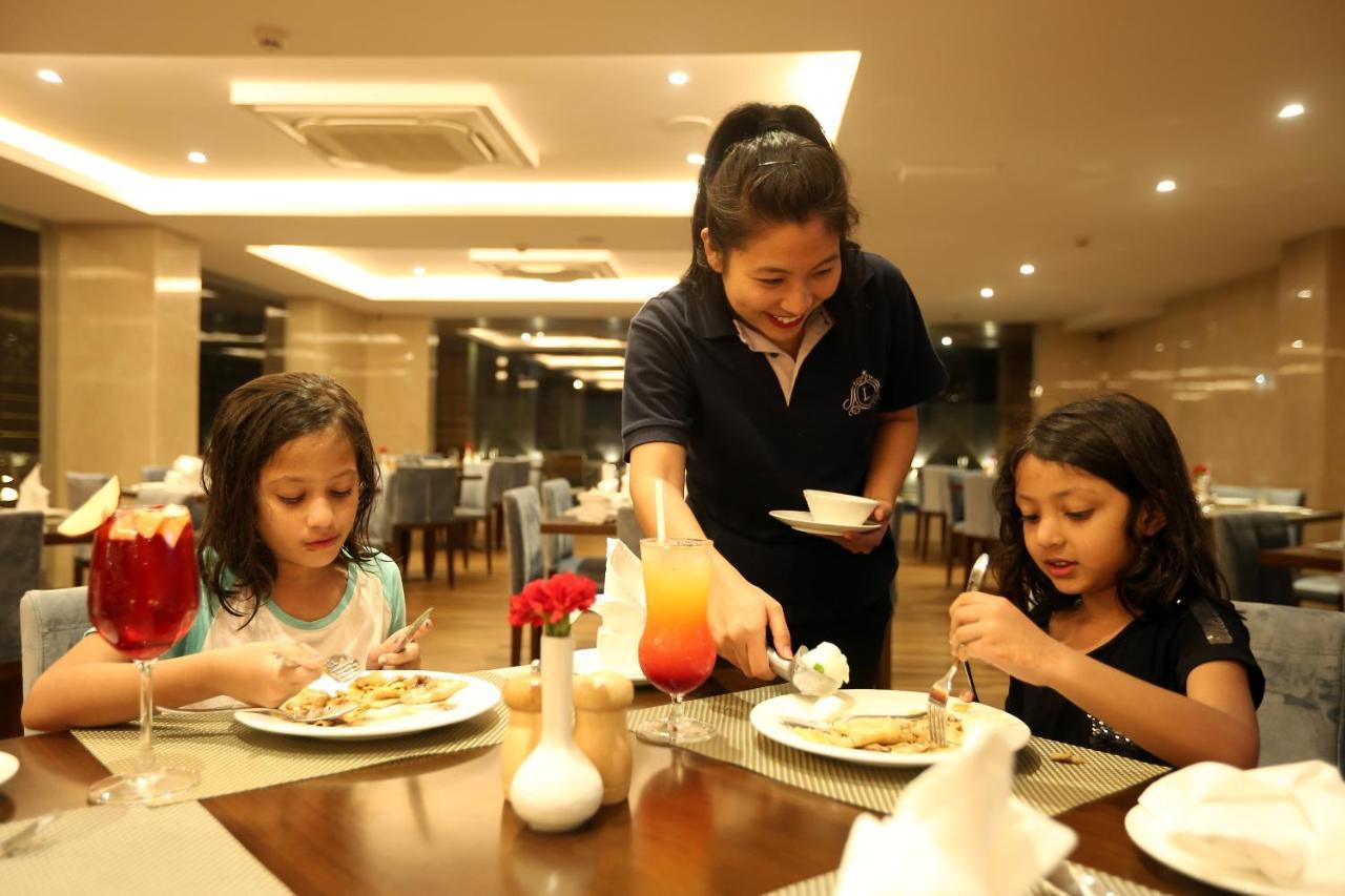 Resort The Lohias, Goa Кандолим Екстериор снимка